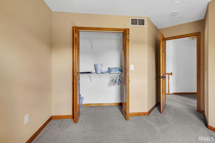 Listing Image 24