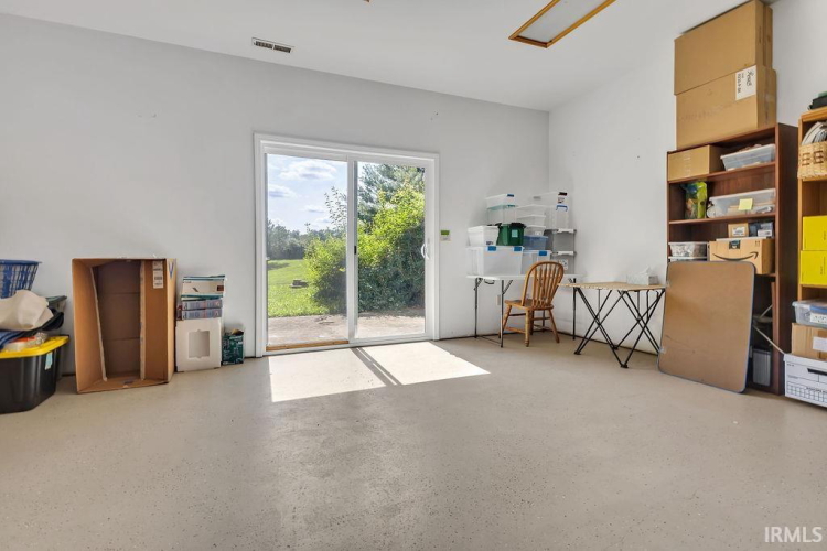 Listing Image 38