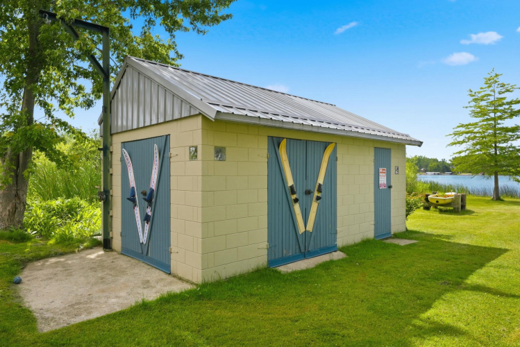 Listing Image 29