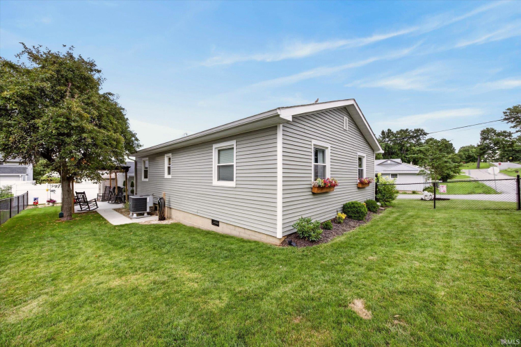 Listing Image 37