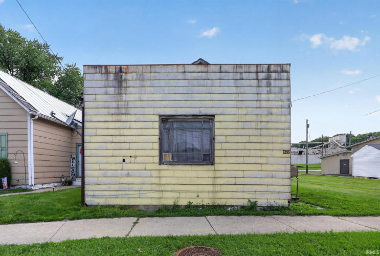 Listing Image 13