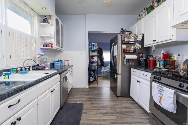 Listing Image 15