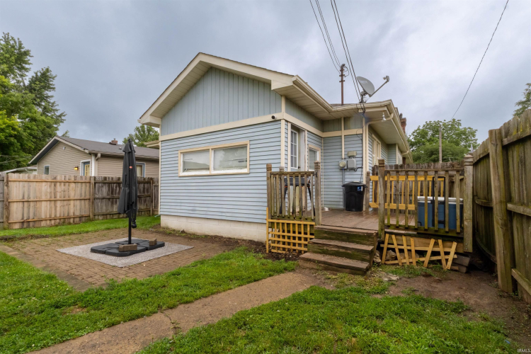 Listing Image 5