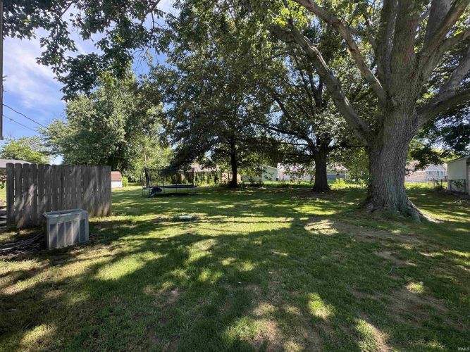 Listing Image 23