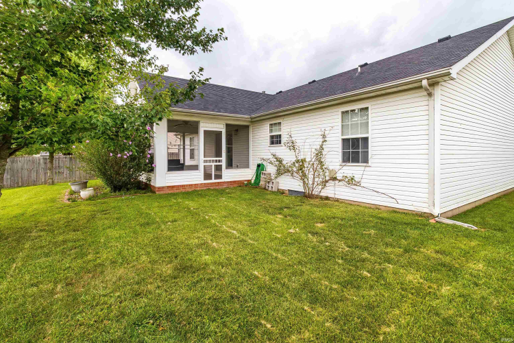Listing Image 23