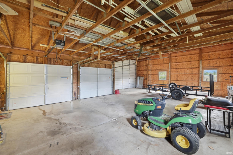 Listing Image 32
