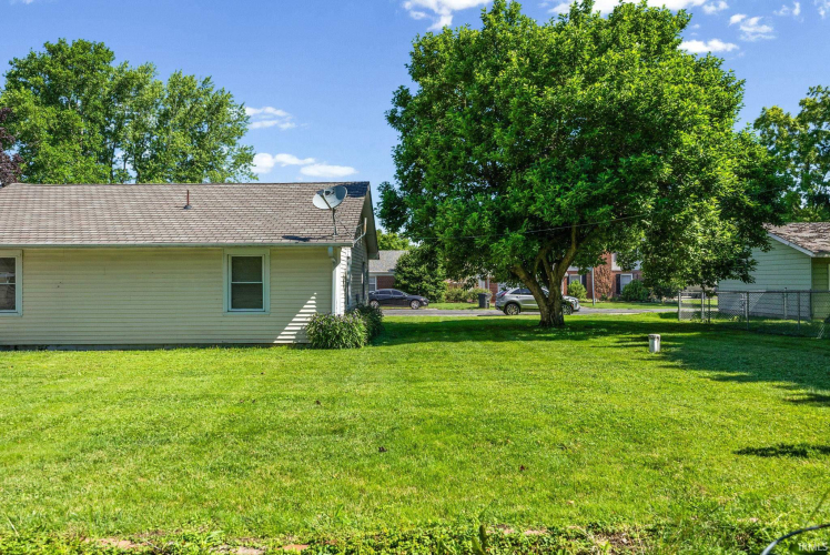 Listing Image 29