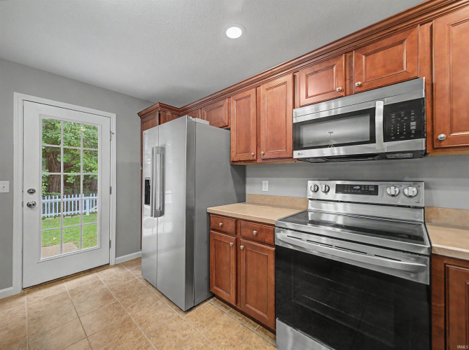 Listing Image 13