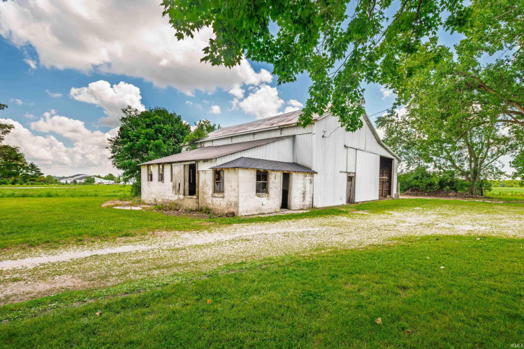 Listing Image 36