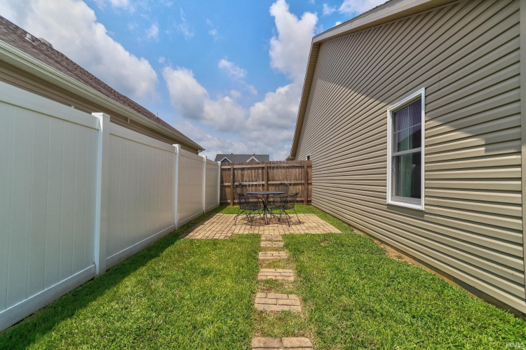 Listing Image 41