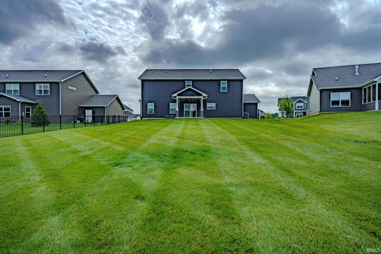 Listing Image 43
