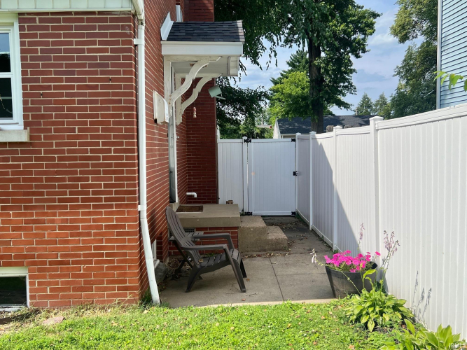 Listing Image 38