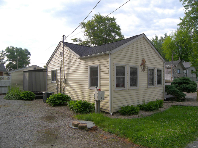 Listing Image 3