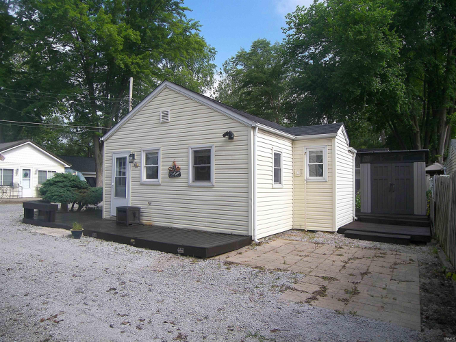 Listing Image 5