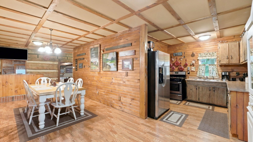 Listing Image 12