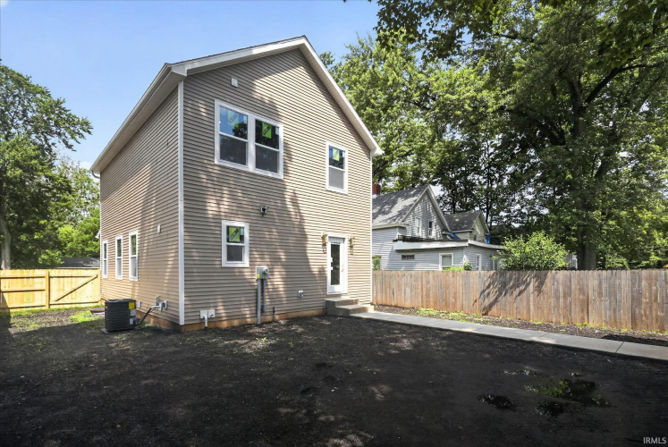 Listing Image 26