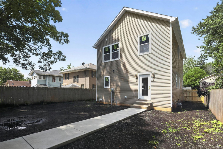 Listing Image 27