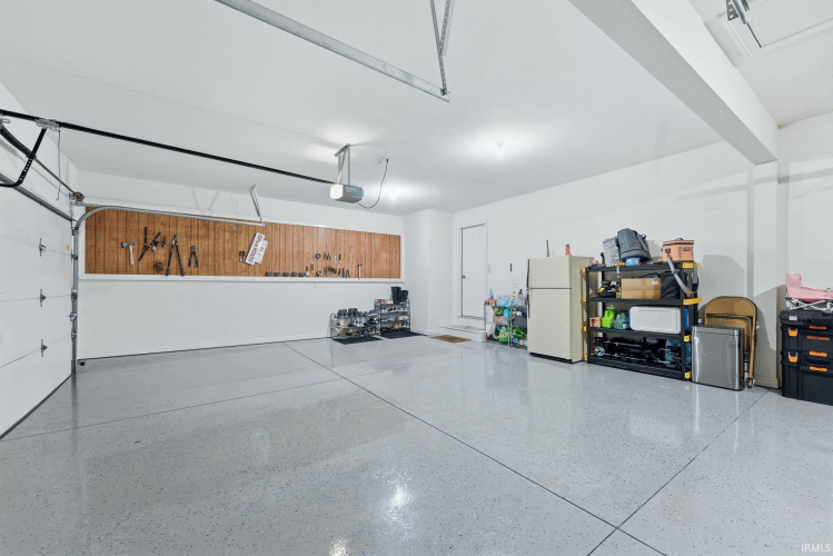 Listing Image 42