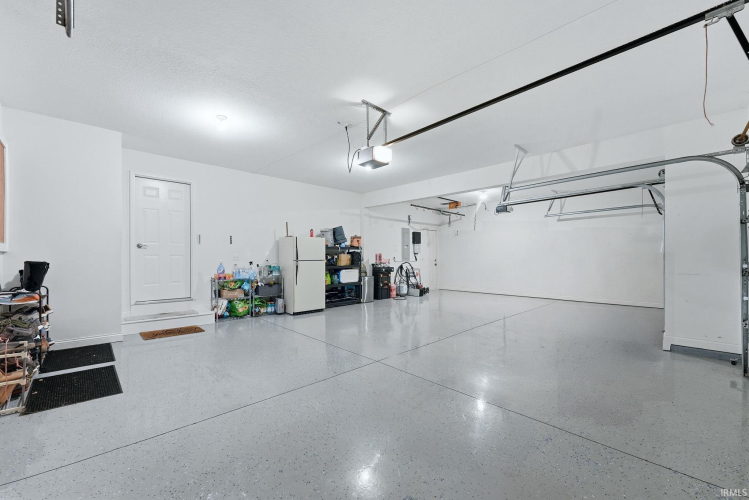 Listing Image 43