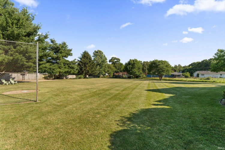 Listing Image 42