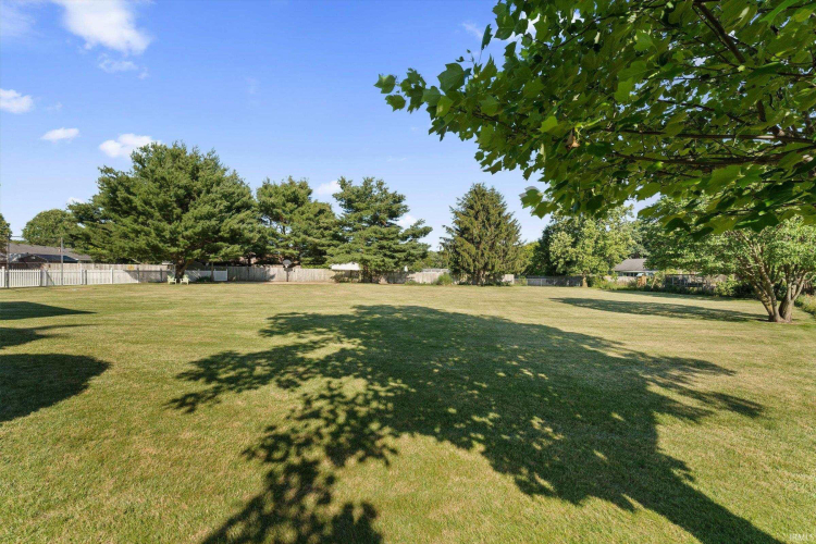 Listing Image 46
