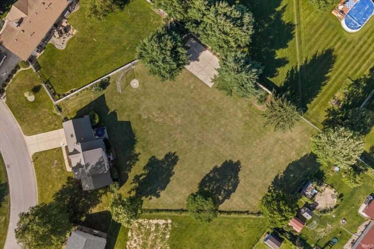 Listing Image 48