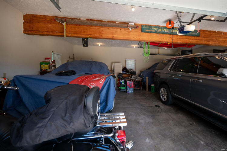 Listing Image 40