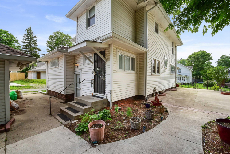 Listing Image 15