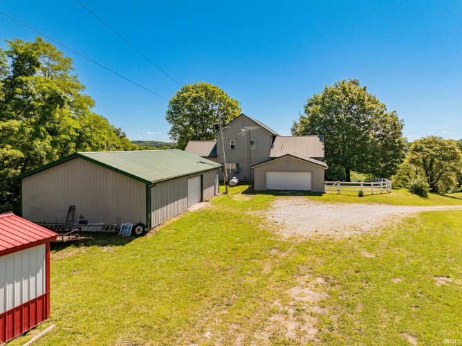 Listing Image 4