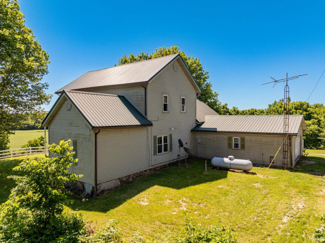 Listing Image 7