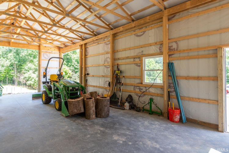 Listing Image 33