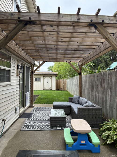 Listing Image 19