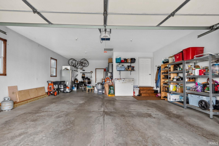 Listing Image 28