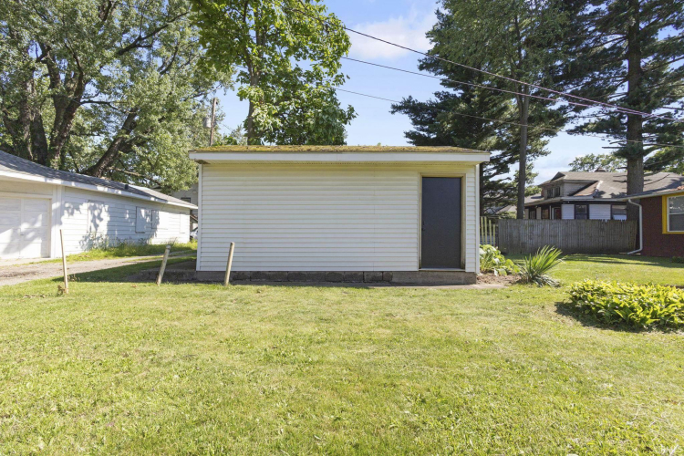 Listing Image 22