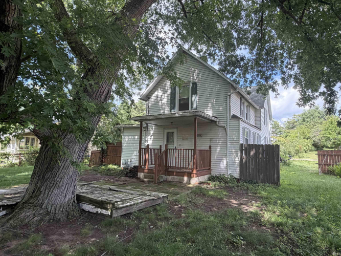 Listing Image 5