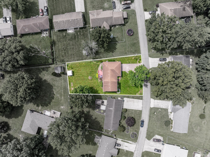 Listing Image 3
