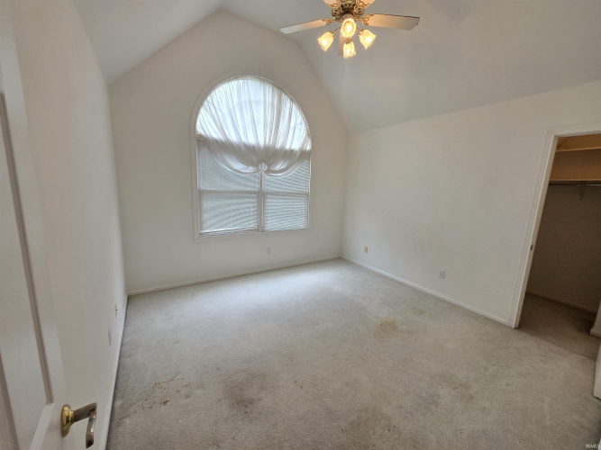 Listing Image 24