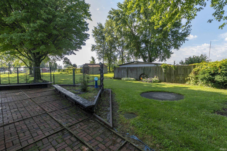 Listing Image 30