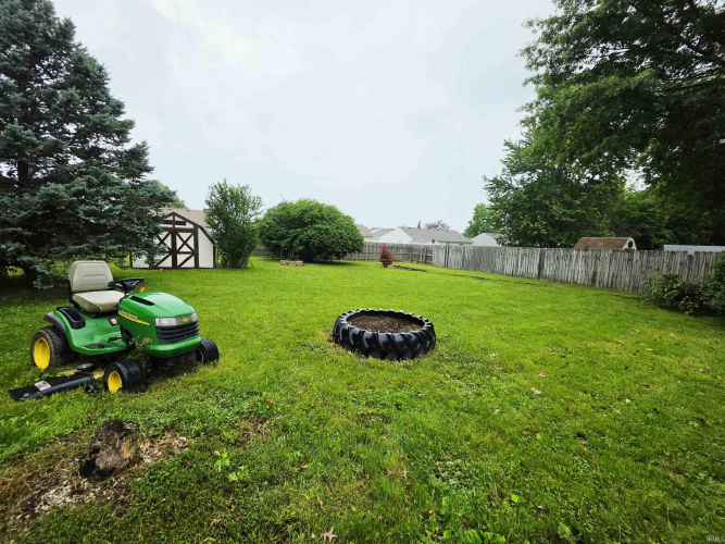 Listing Image 12