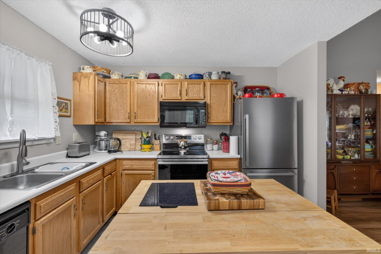 Listing Image 13