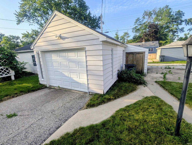 Listing Image 26