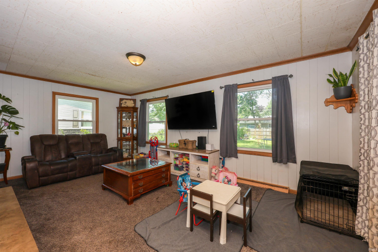 Listing Image 16