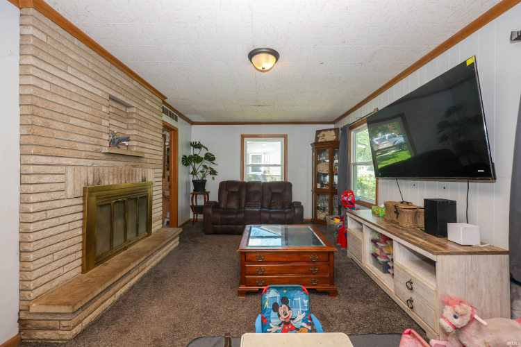 Listing Image 17