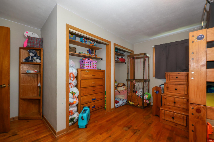 Listing Image 28