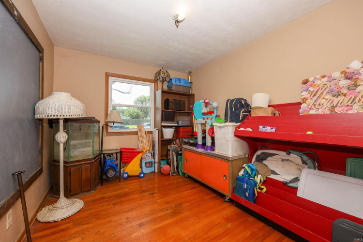 Listing Image 30