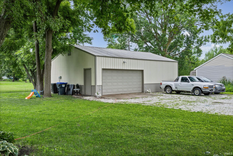 Listing Image 33