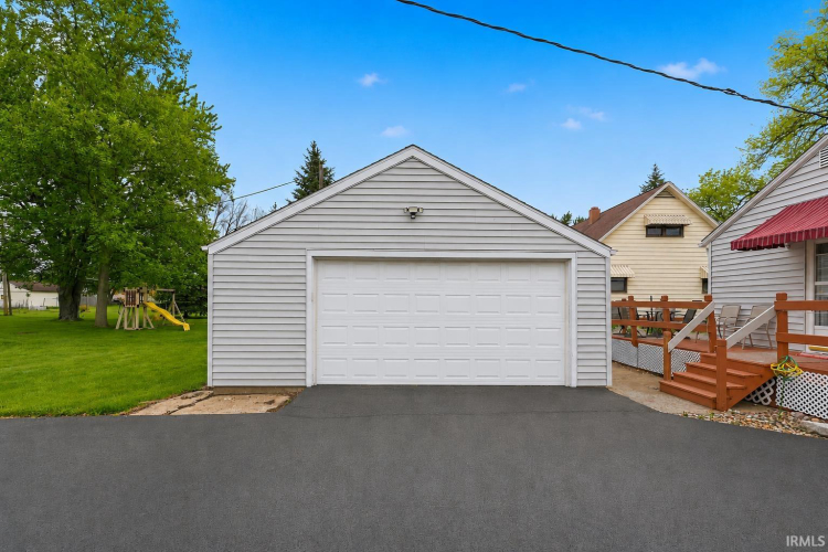 Listing Image 32