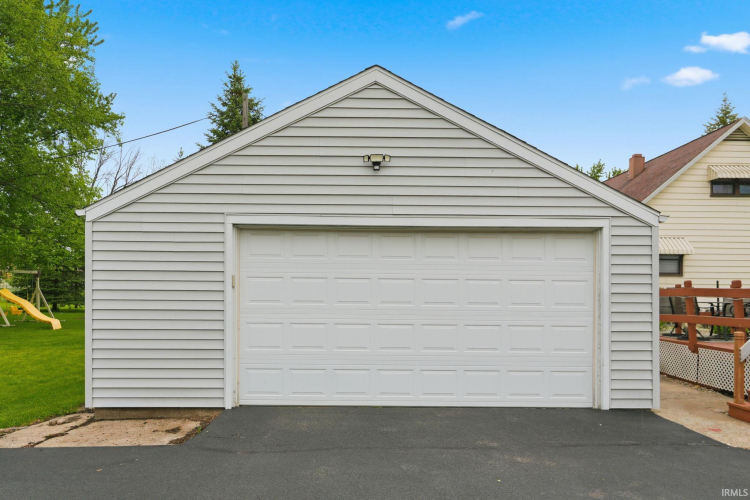 Listing Image 33