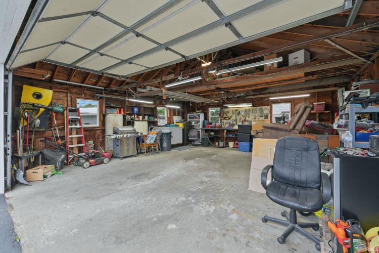 Listing Image 35