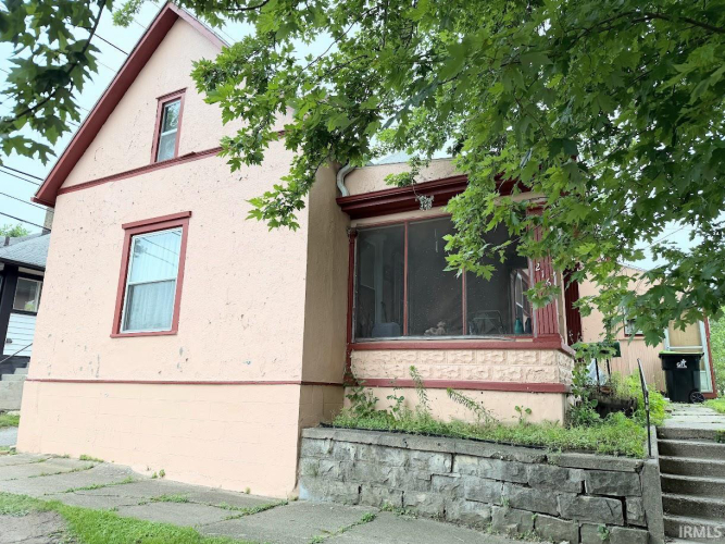 Listing Image 11